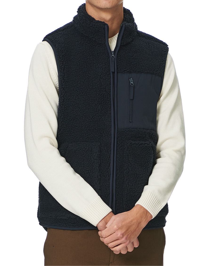 Homme | Pulls Et Tricots | A Day's March | Arvån Recycled Fleece Vest Navy