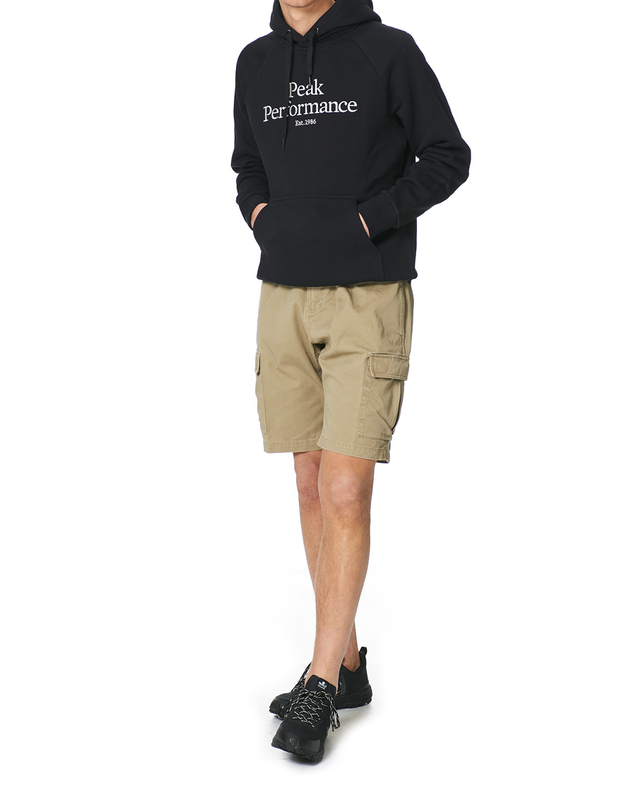 Homme | Shorts | Peak Performance | Cotton Cargo Shorts True Beige