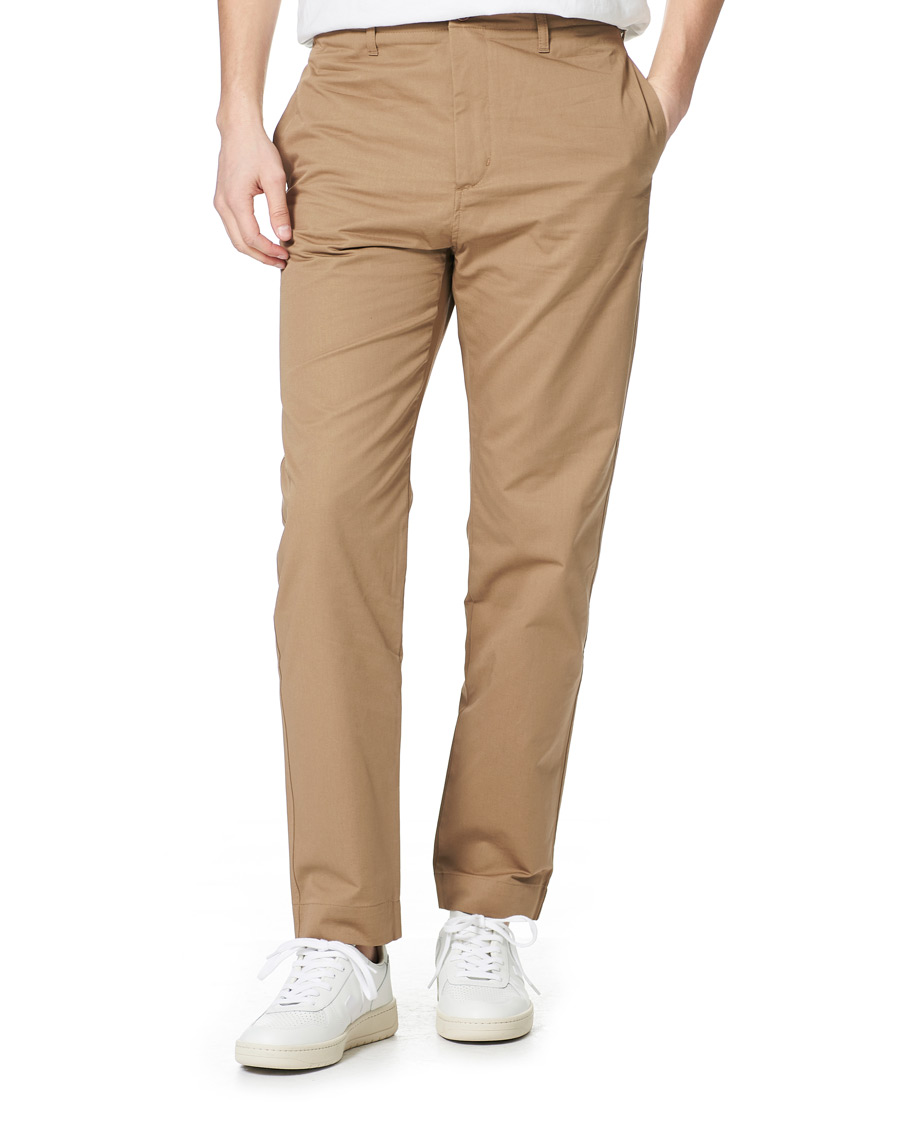 Homme | Pantalons | Filippa K | Flynn Cotton Chino  Dark Khaki
