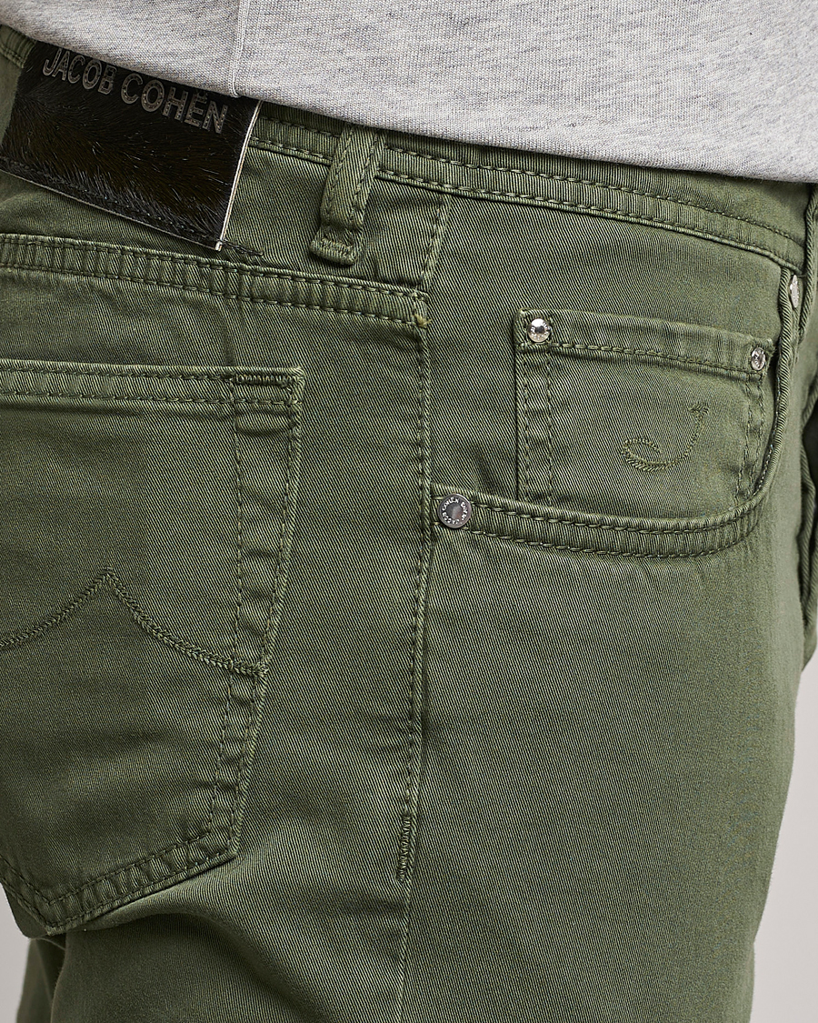 Homme | Pantalons | Jacob Cohën | Bard Garment Dyed Gabardine Trousers Green