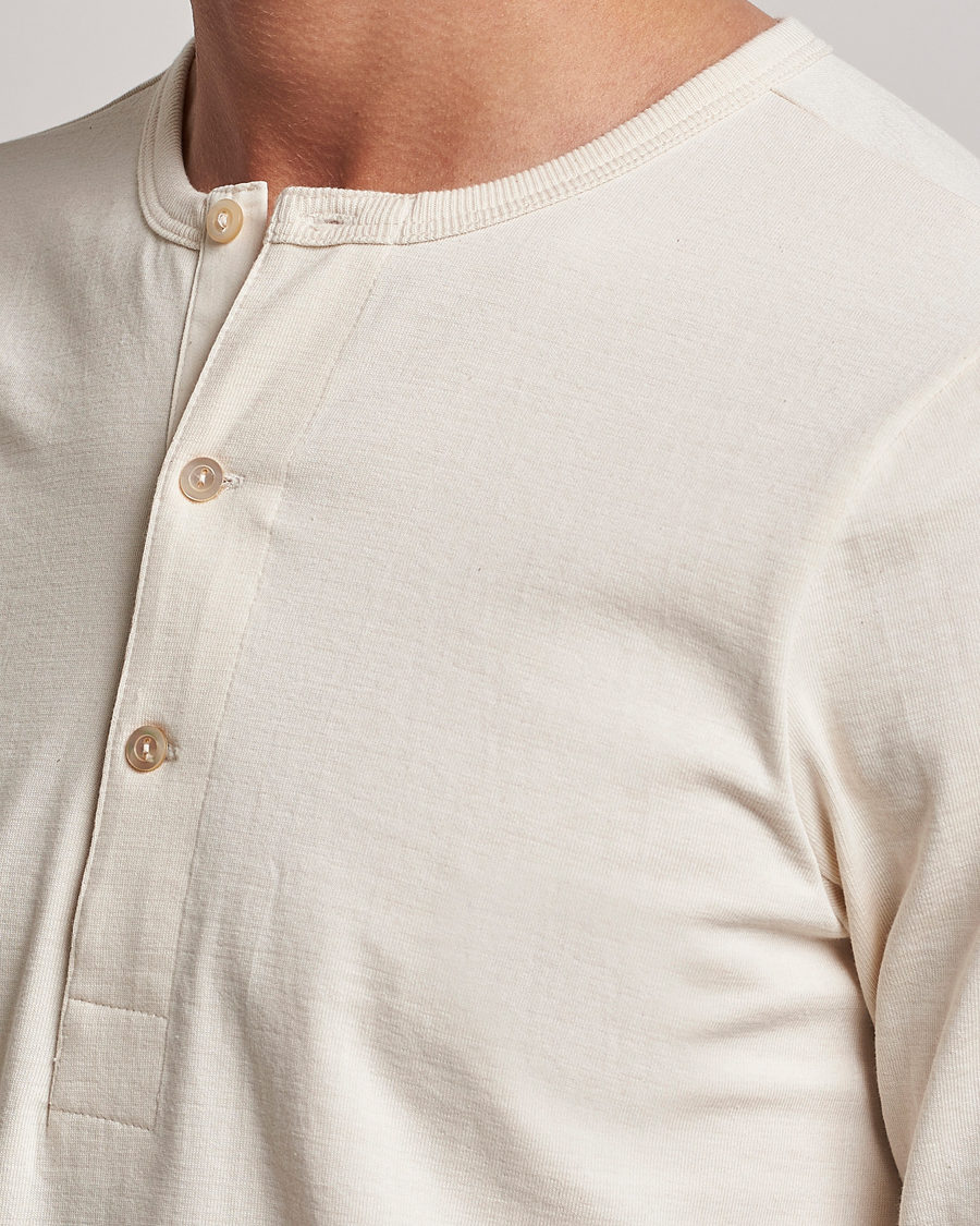 Homme | T-shirts | Merz b. Schwanen | Classic Organic Cotton Henley Sweater Nature