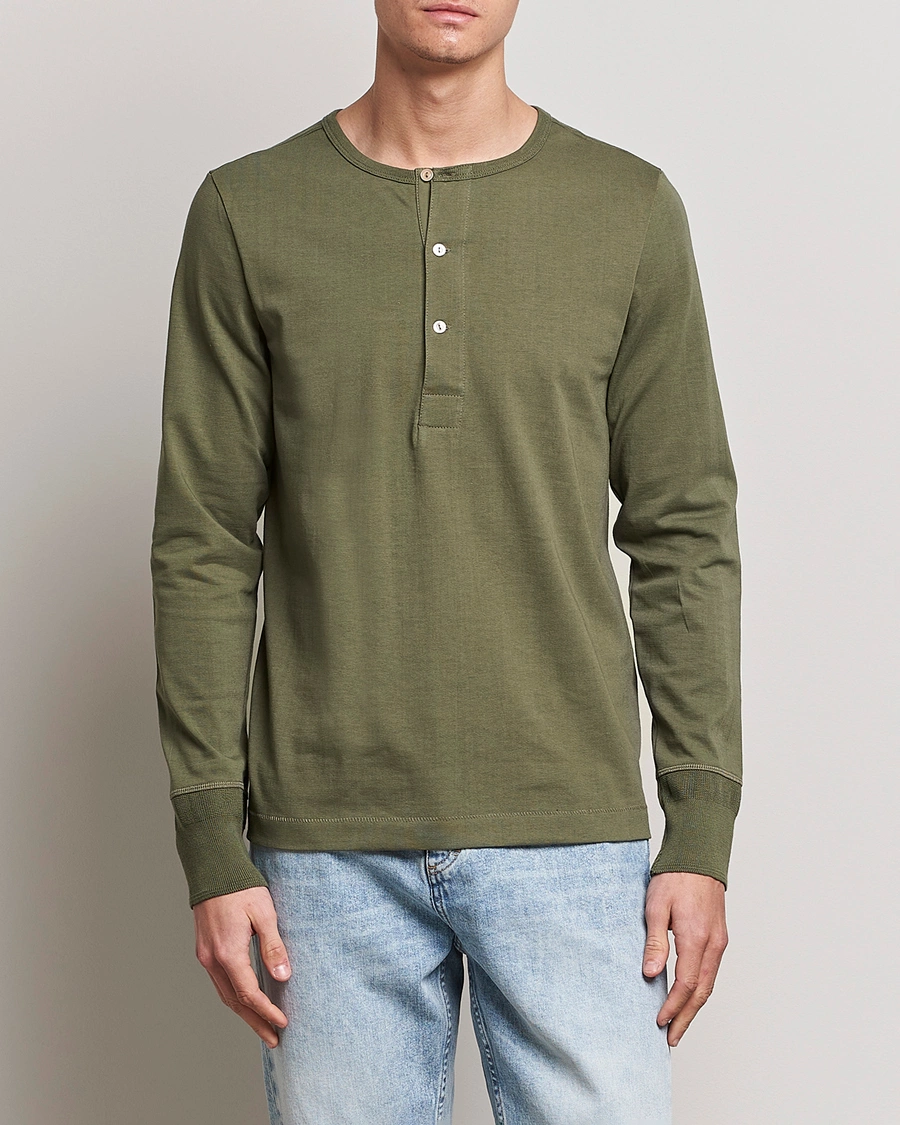 Homme | T-shirts | Merz b. Schwanen | Classic Organic Cotton Henley Sweater Army