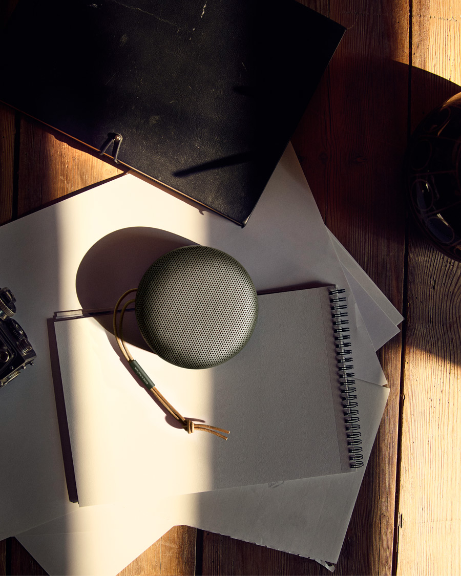 Homme | Bang & Olufsen Beosound A1 2nd Gen Waterproof Speaker Black Anthracite | Bang & Olufsen | Beosound A1 2nd Gen Waterproof Speaker Black Anthracite