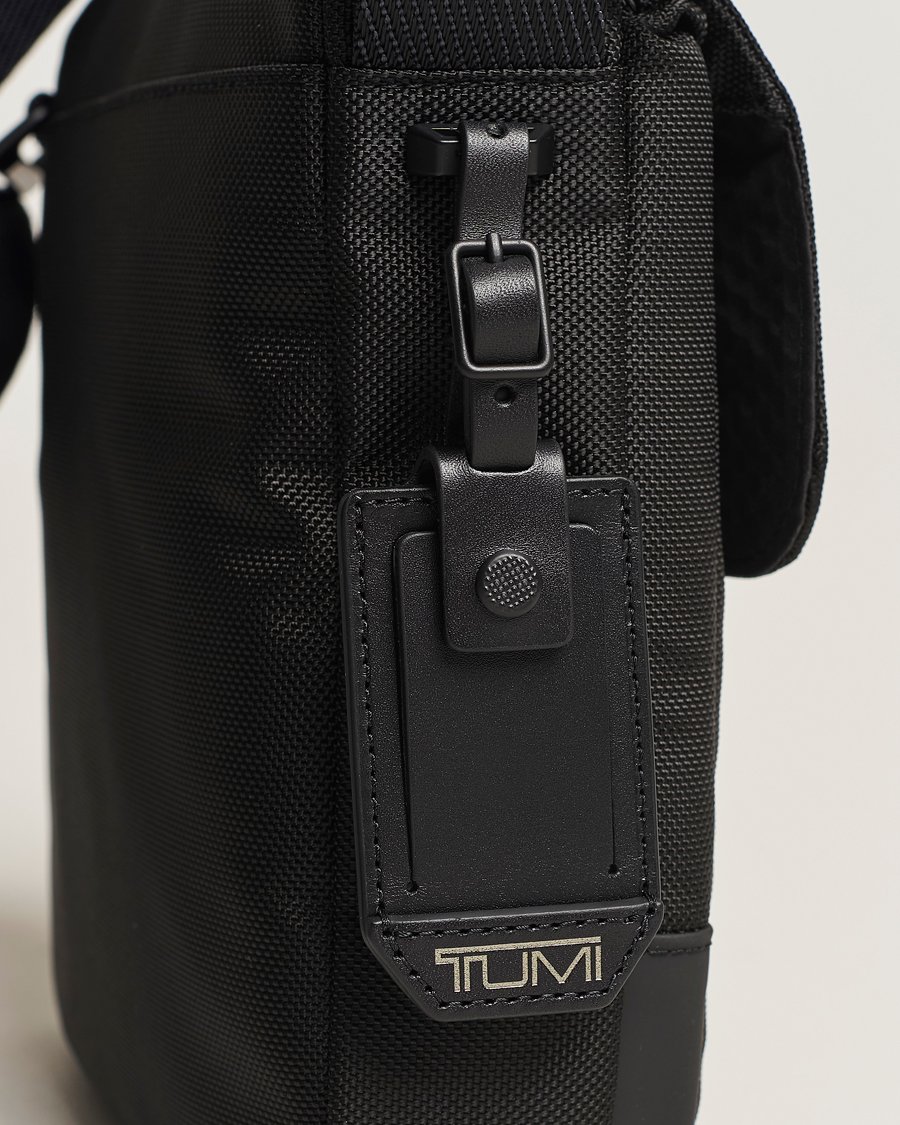Homme | TUMI Alpha Bravo Junior Crossbody Black | TUMI | Alpha Bravo Junior Crossbody Black
