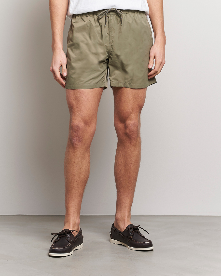 Homme |  | Colorful Standard | Classic Organic Swim Shorts Dusty Olive