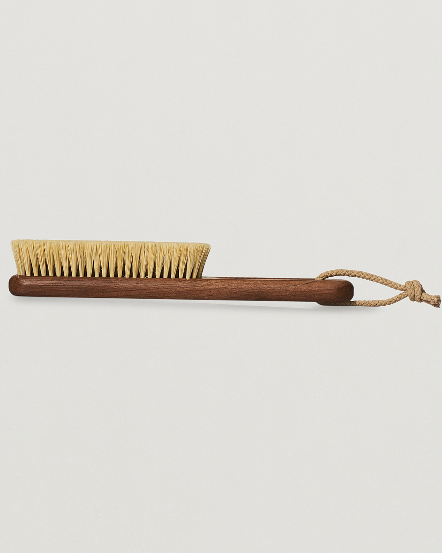 Homme | Care with Carl | Steamery | Vegan Clothing Brush 