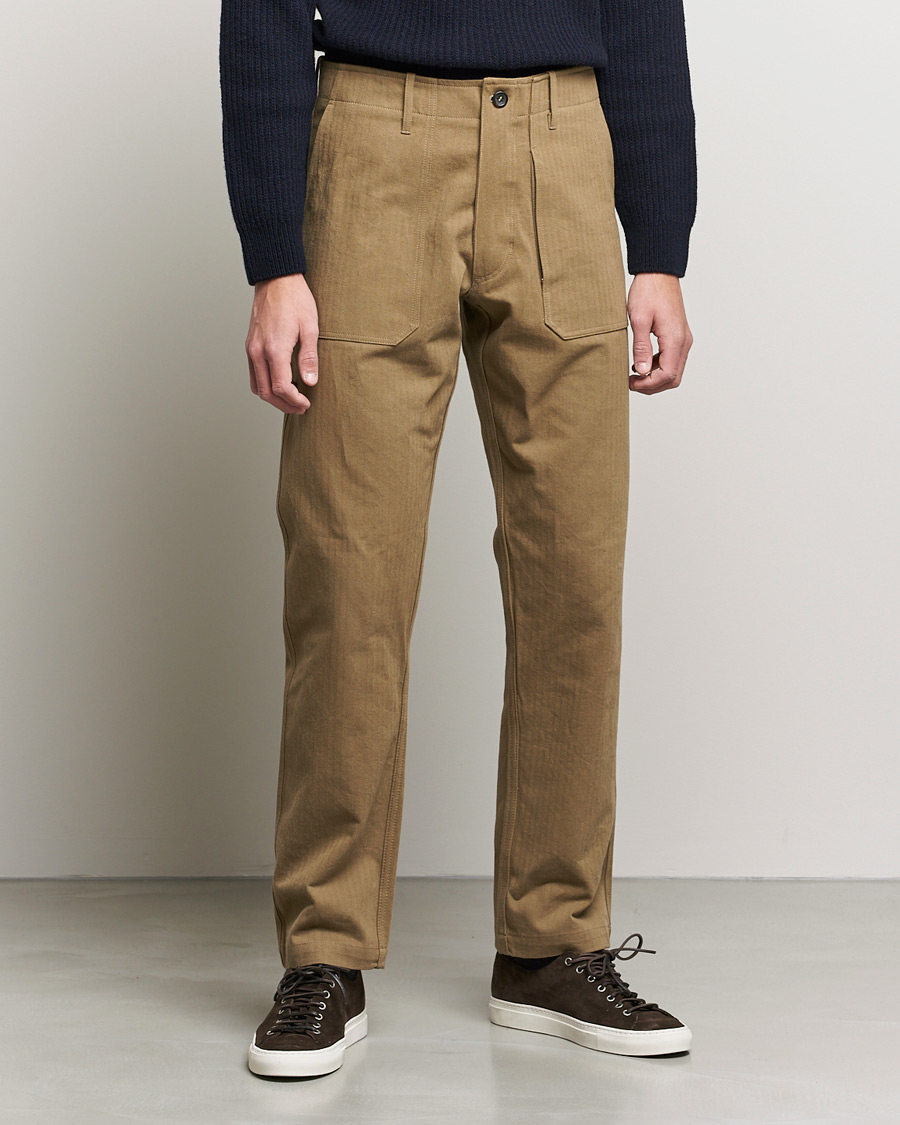 Homme | Pantalons | Private White V.C. | Maker´s Cotton Herringbone Trousers Sand