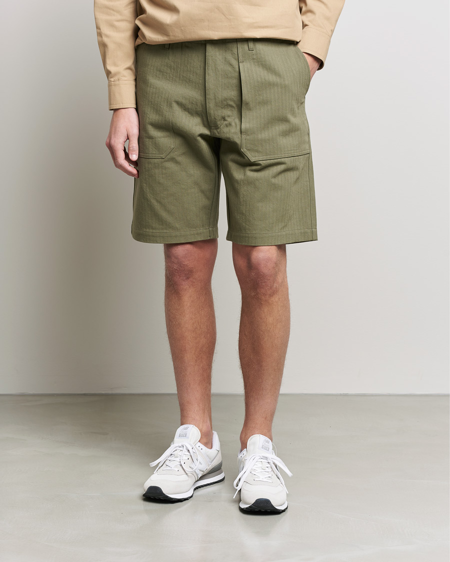 Homme | Shorts | Private White V.C. | Maker´s Cotton Herringbone Shorts Khaki