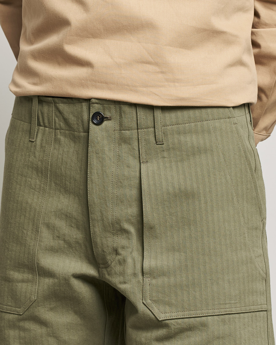 Homme | Shorts | Private White V.C. | Maker´s Cotton Herringbone Shorts Khaki
