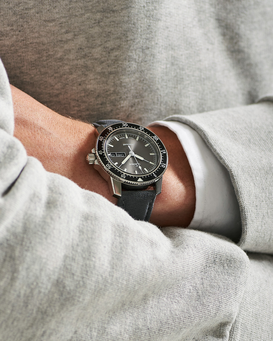 Homme | Fine watches | Sinn | 104 I A Pilot Watch 41mm Alcantara Strap Grey