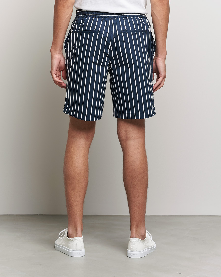 Homme | Shorts | J.Lindeberg | Earl Stripe Resort Shorts Navy