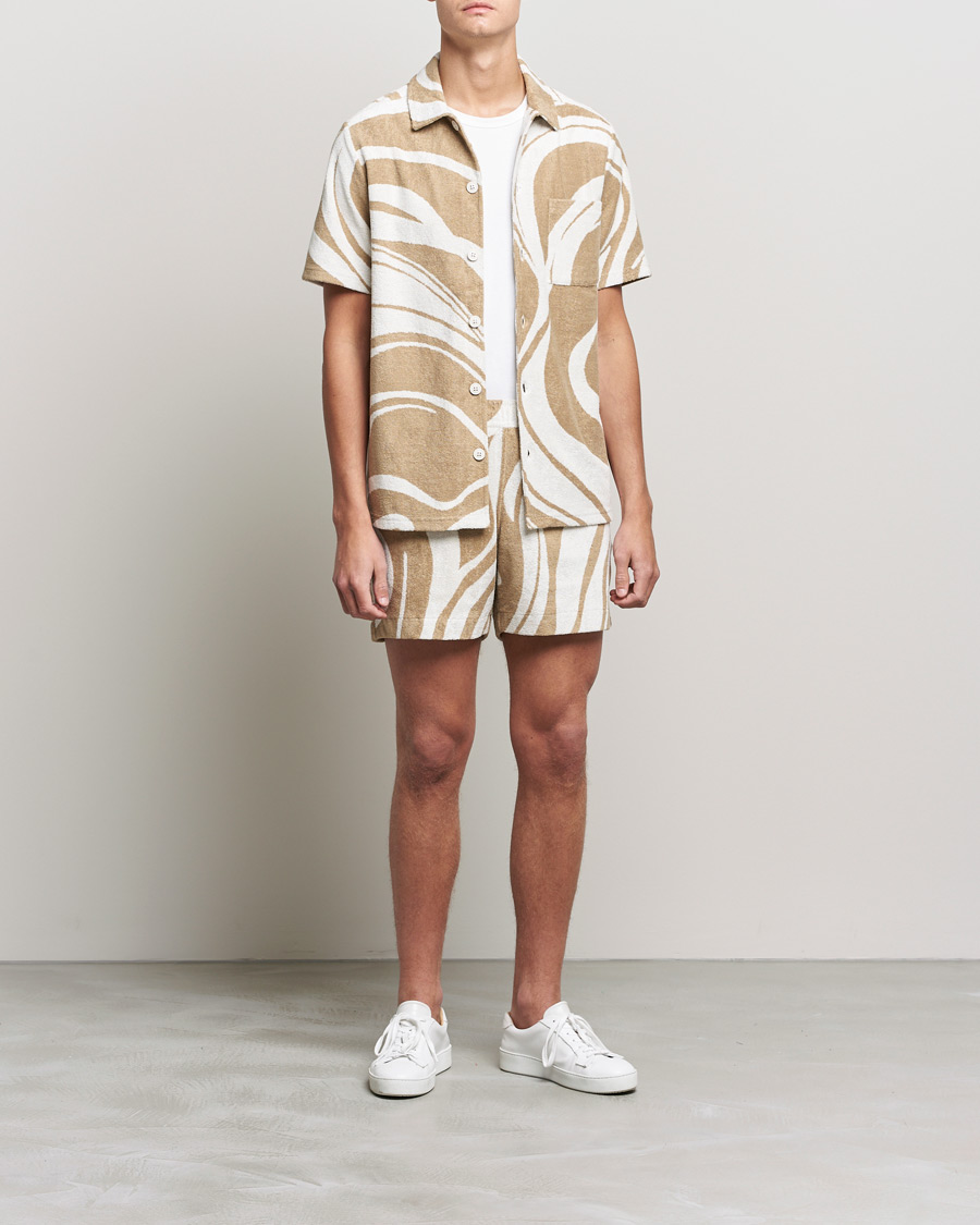 Homme | Shorts | J.Lindeberg | Bolt Toweling Jacquard Shorts Safari Beige