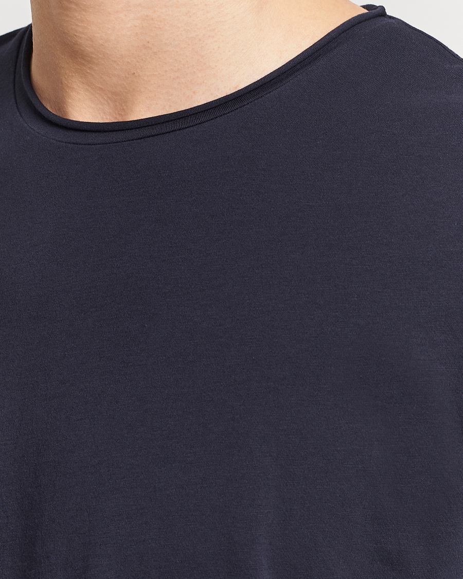 Homme | T-shirts | Filippa K | Roll Neck Crew Neck Tee Navy