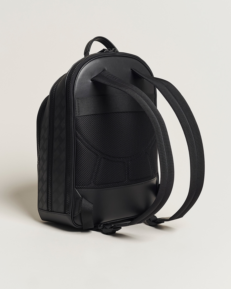 Homme | Montblanc Extreme 3.0 Medium Backpack 3 Compartments Black | Montblanc | Extreme 3.0 Medium Backpack 3 Compartments Black