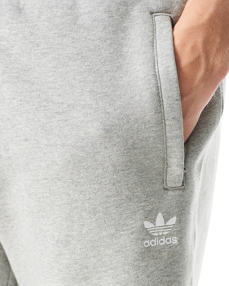 Homme | Shorts | adidas Originals | Essential Shorts Grey Melange