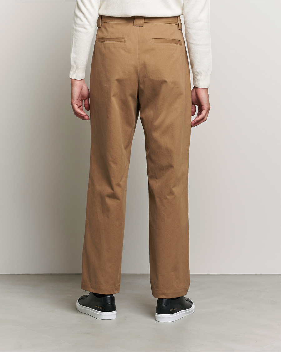 Homme | Pantalons | A.P.C. | Eddy Pleated Chinos Tobacco