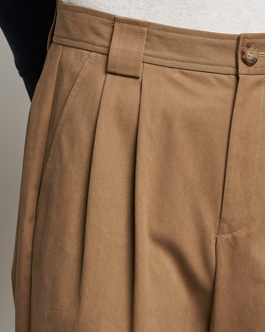 Homme | Pantalons | A.P.C. | Eddy Pleated Chinos Tobacco
