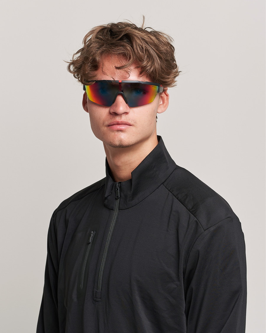 Homme | Lunettes De Soleil Carrées | Prada Linea Rossa | 0PS 03XS Sunglasses Blue/Red Mirror Lens