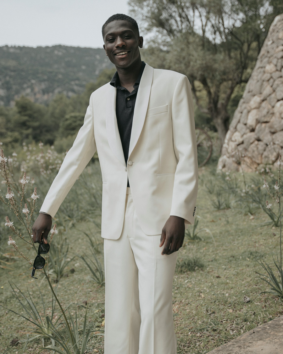 Homme | Costumes | Oscar Jacobson | Figaro Light Wool Tuxedo Creme