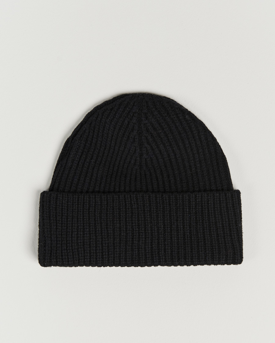 Homme | Axel Arigato Varsity Beanie Black | Axel Arigato | Varsity Beanie Black