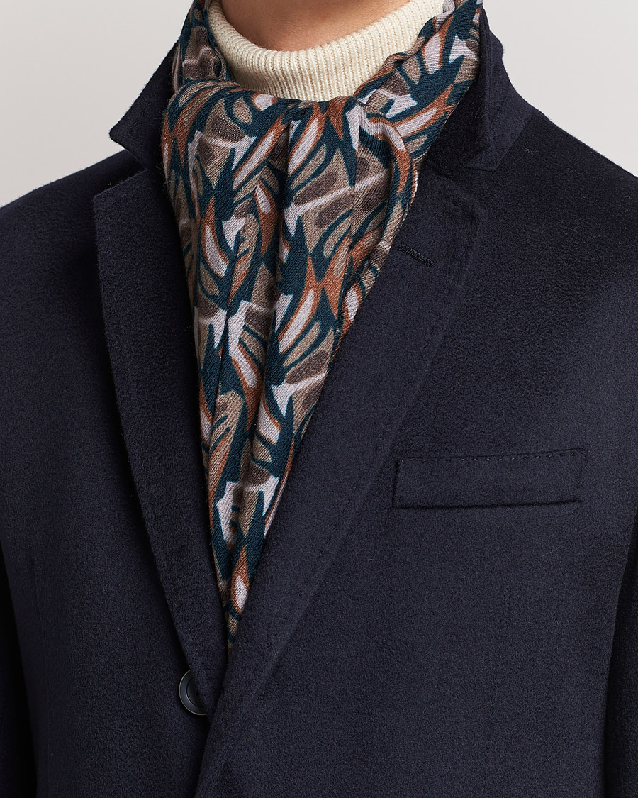 Homme | Kiton Printed Cashmere Blend Scarf Navy/Beige | Kiton | Printed Cashmere Blend Scarf Navy/Beige