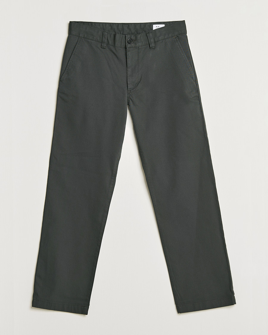 Homme | Pantalons | NN07 | Alex Straight Fit Cotton Chinos Dark Army