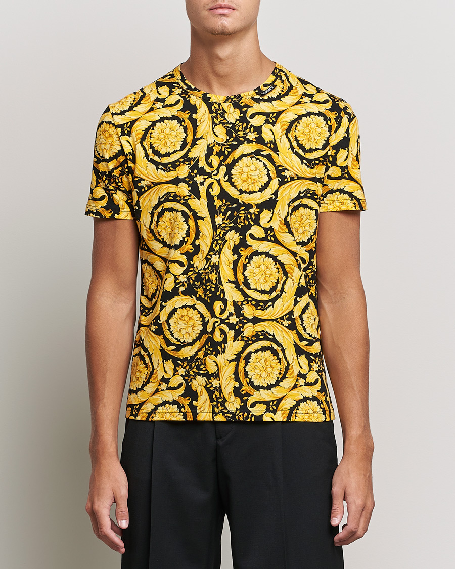 Homme | T-shirts | Versace | Barocco Print Tee Black/Gold