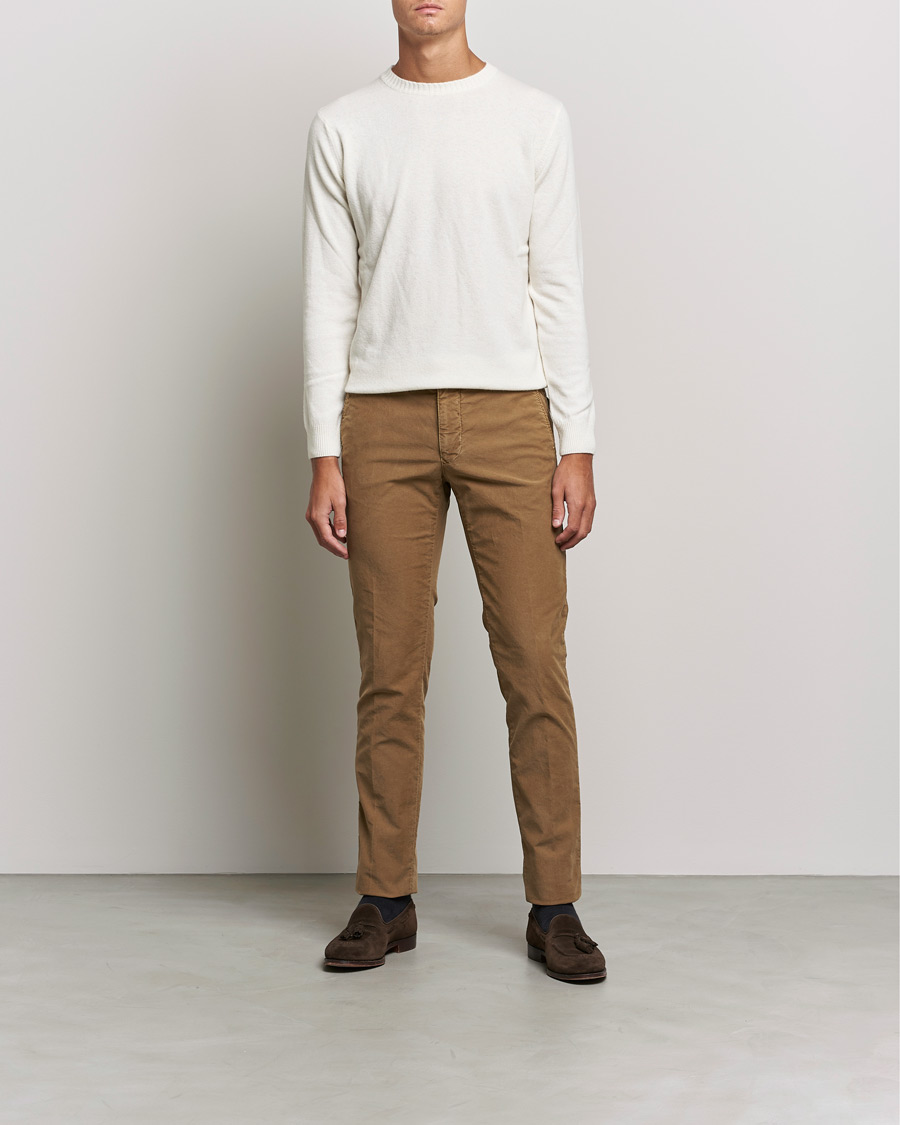 Homme | Pantalons | Incotex | Slim Fit Garment Dyed Slacks Brown