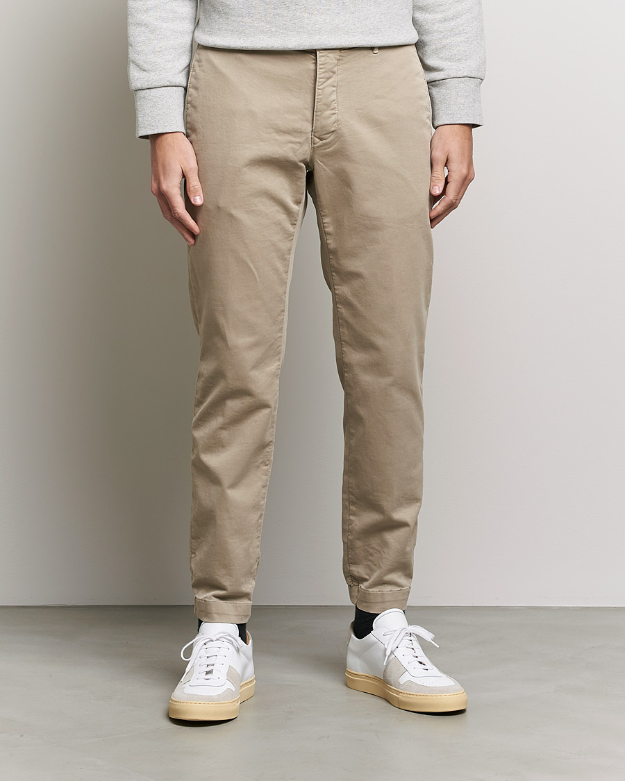 Homme | Pantalons | Incotex | Slim Fit Satin Drawstring Joggers Light Beige