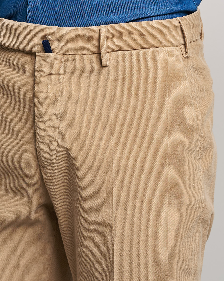 Homme | Pantalons | Incotex | Slim Fit Soft Corduroy Trousers Beige