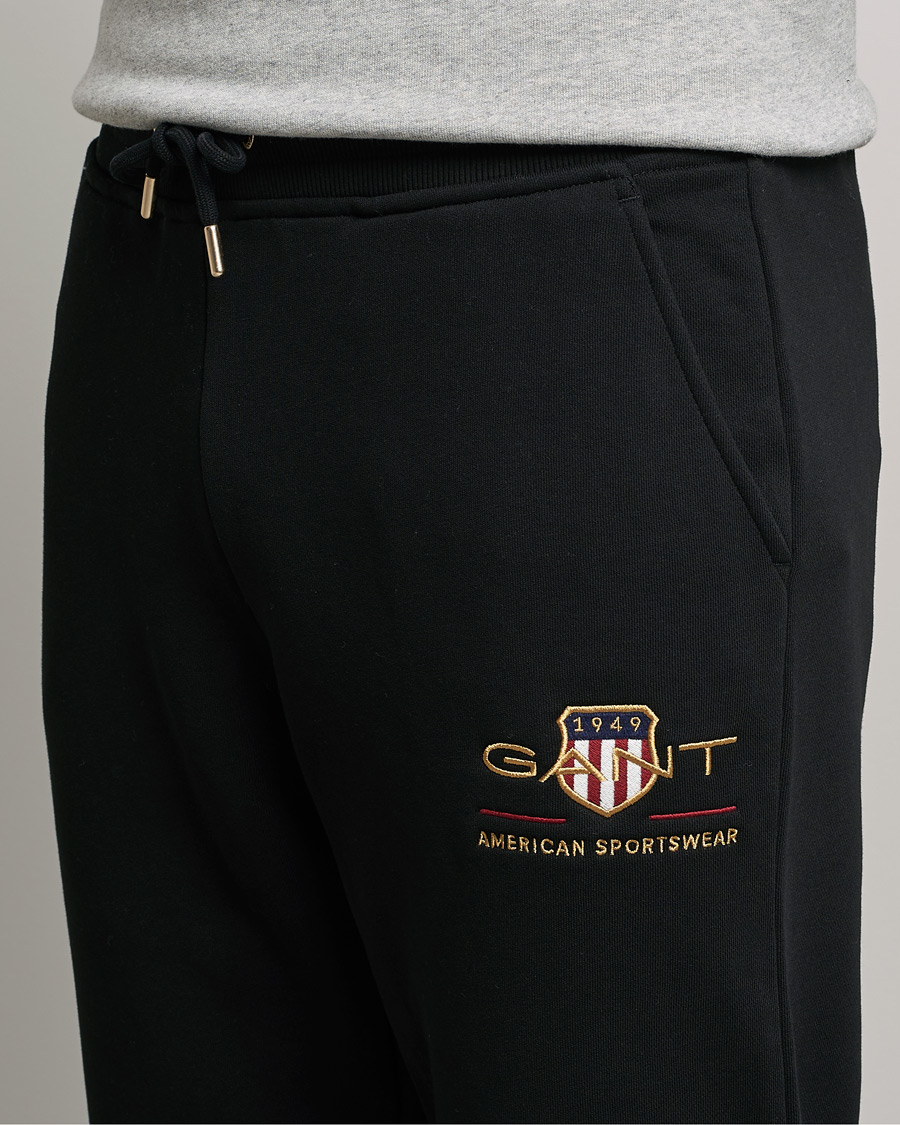 Homme | Pantalons | GANT | Archive Shield Sweatpants Black