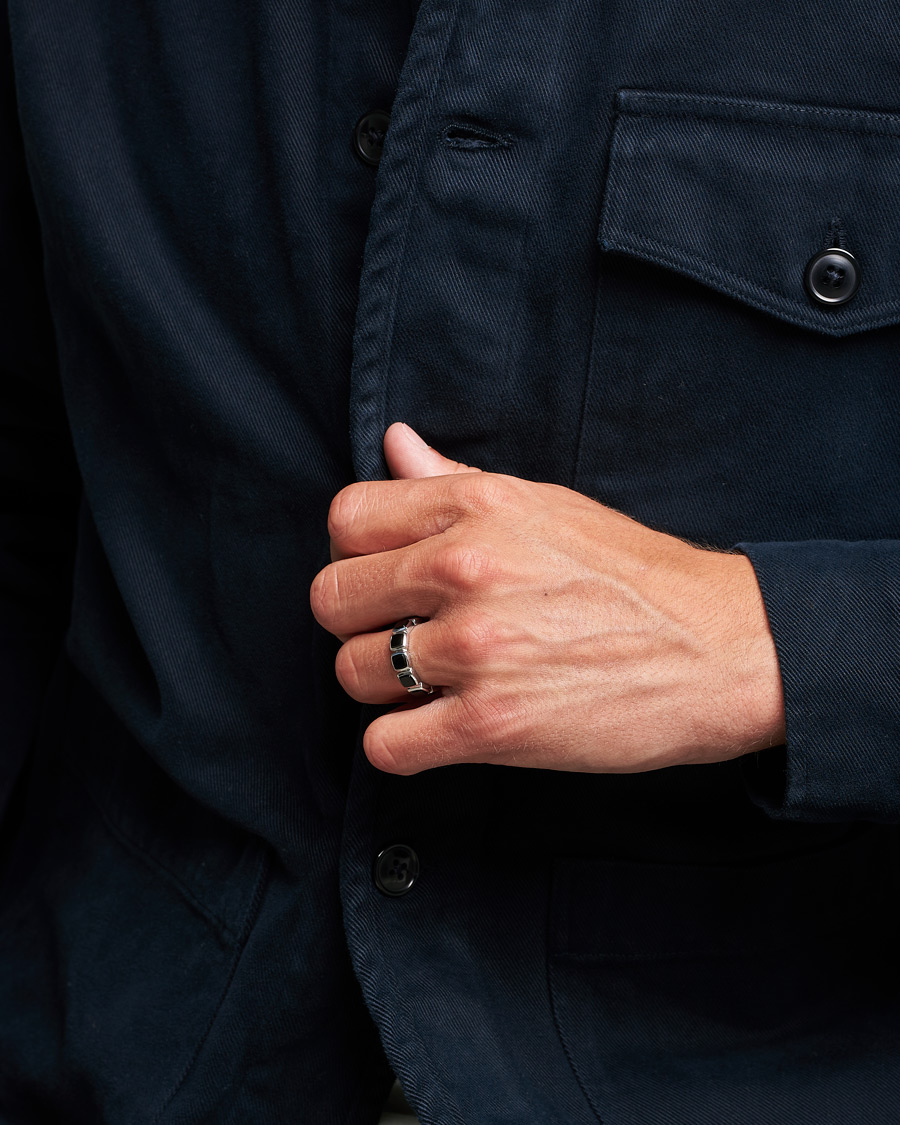 Homme | Tom Wood Cushion Band Black Onyx Ring Silver | Tom Wood | Cushion Band Black Onyx Ring Silver