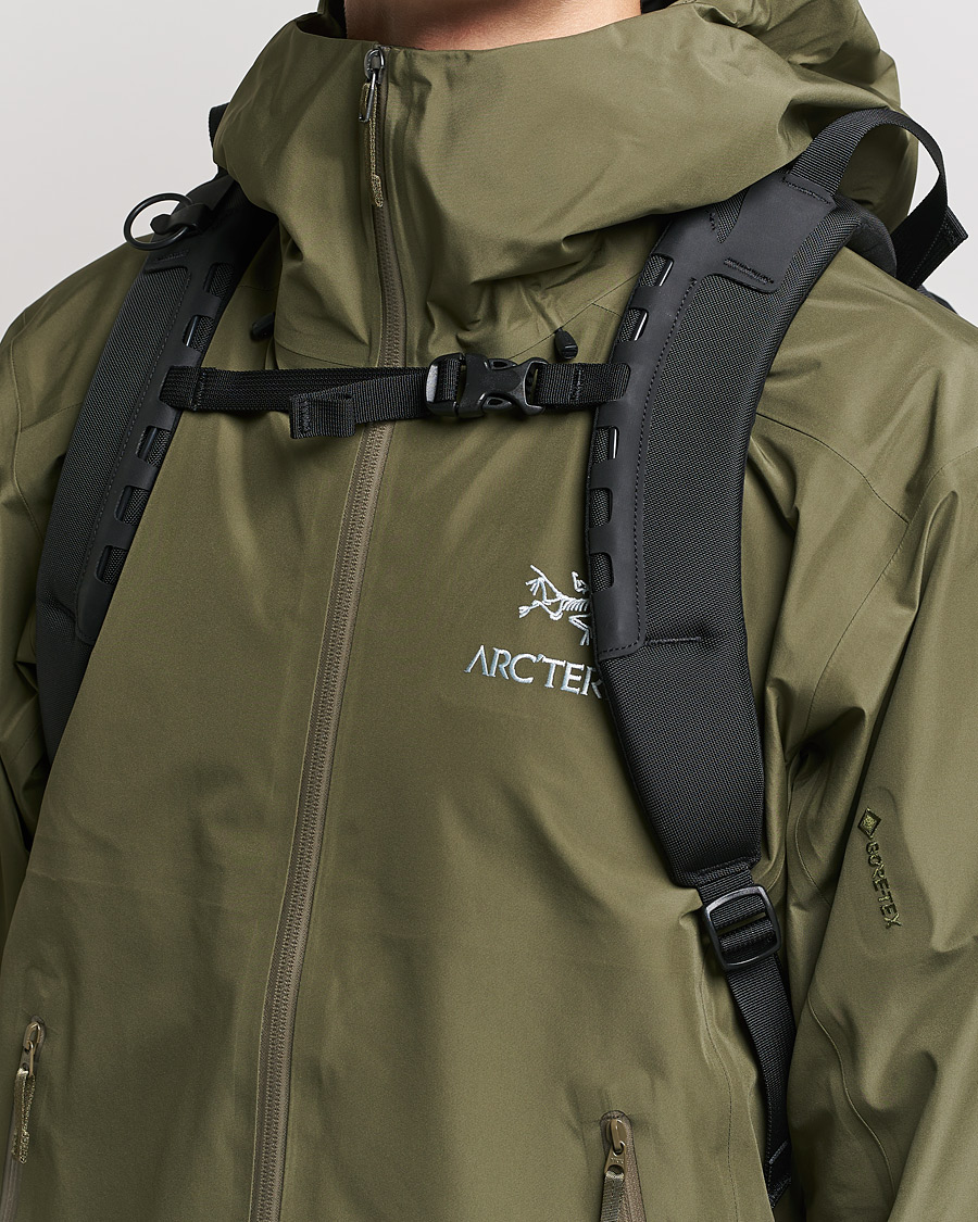 Homme | Arc'teryx Arro 22L Backpack Black | Arc'teryx | Arro 22L Backpack Black