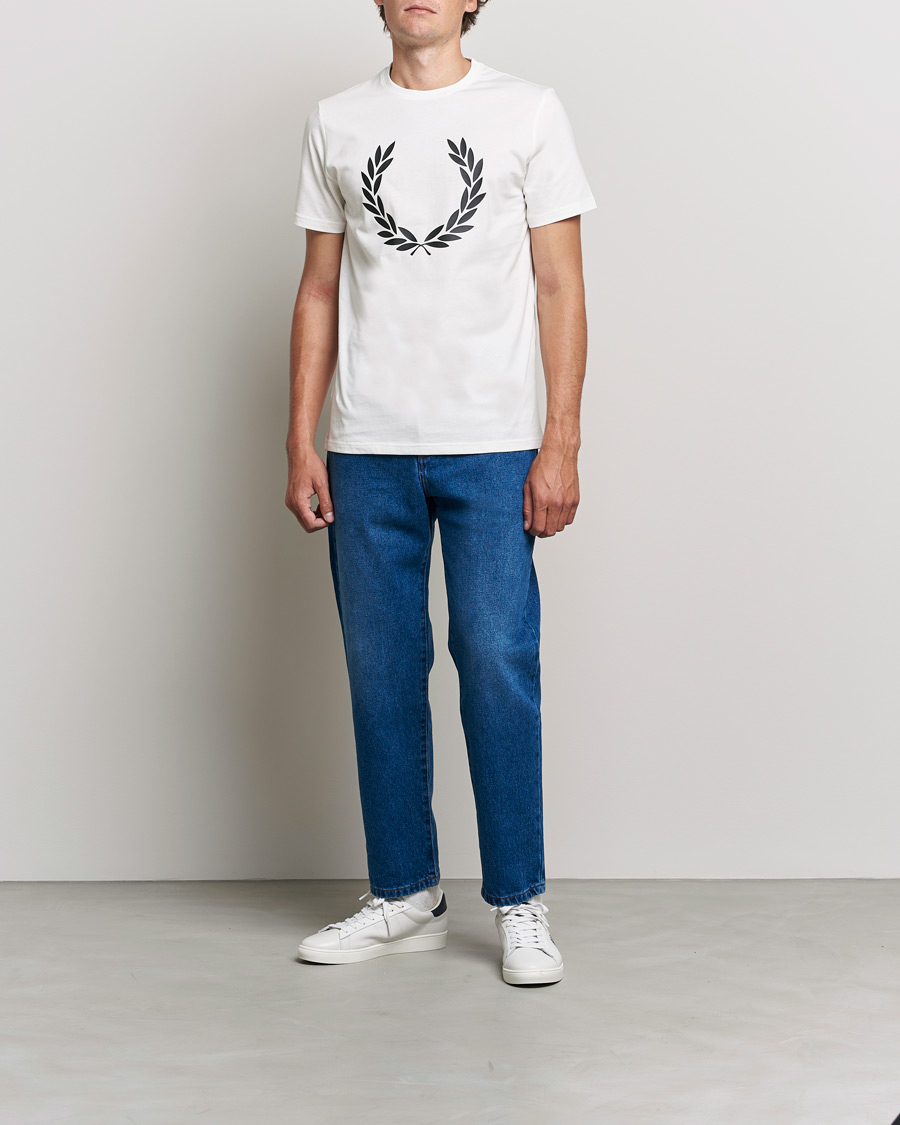 Homme | T-shirts | Fred Perry | Laurel Wreath T-Shirt Snow White