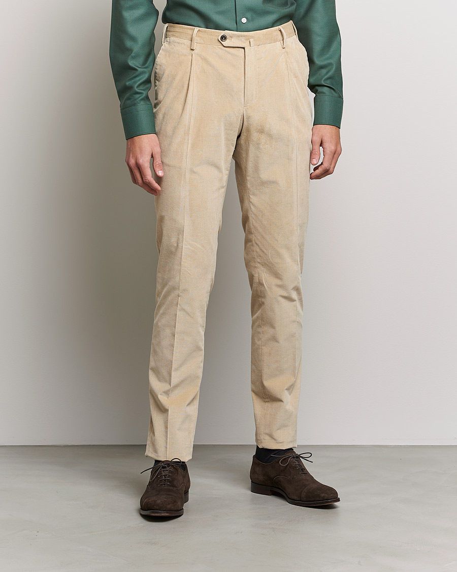 Homme | Pantalons | PT01 | Slim Fit Pleated Corduroy Trousers Light Beige