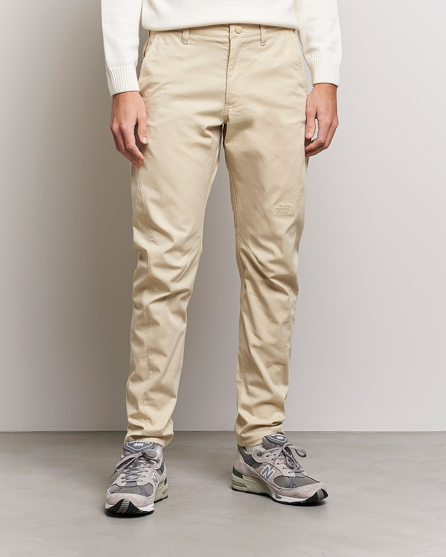 Homme | Pantalons | The North Face | Tapered Heritage Chinos Gravel