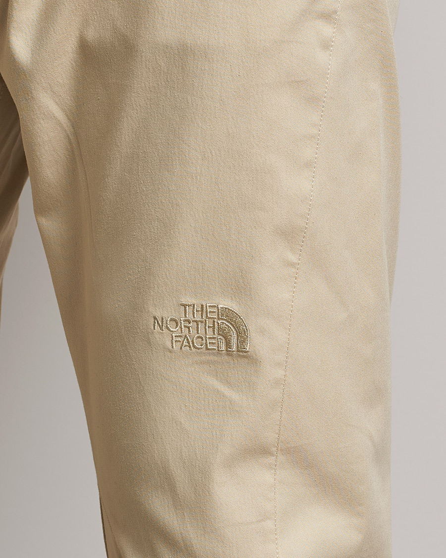 Homme | Pantalons | The North Face | Tapered Heritage Chinos Gravel