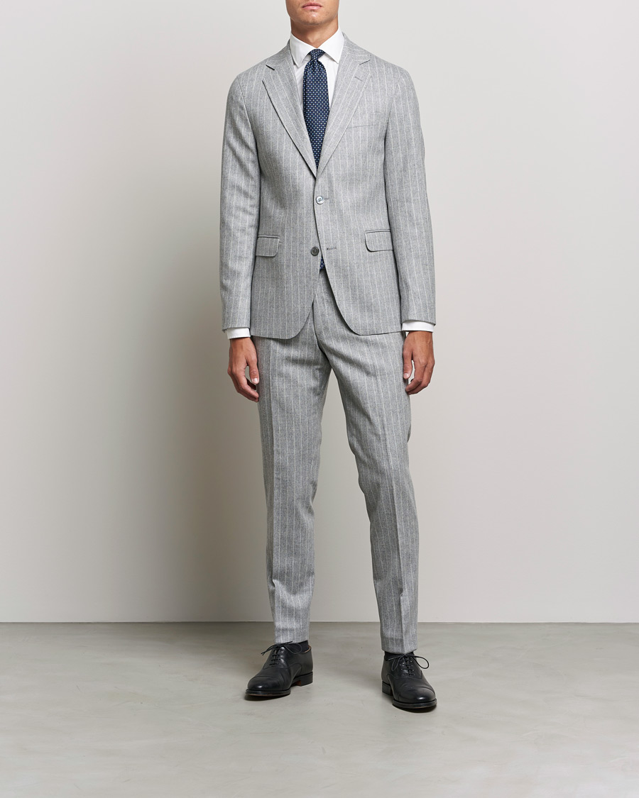 Homme | Costumes | Oscar Jacobson | Ego Pinstripe Wool Flannel Suit Grey Melange