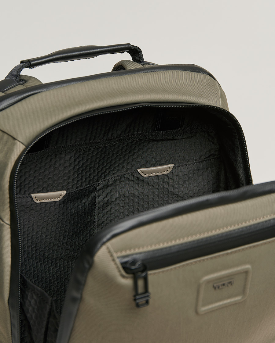Homme | TUMI Alpha Bravo Dynamic Backpack Sand | TUMI | Alpha Bravo Dynamic Backpack Sand