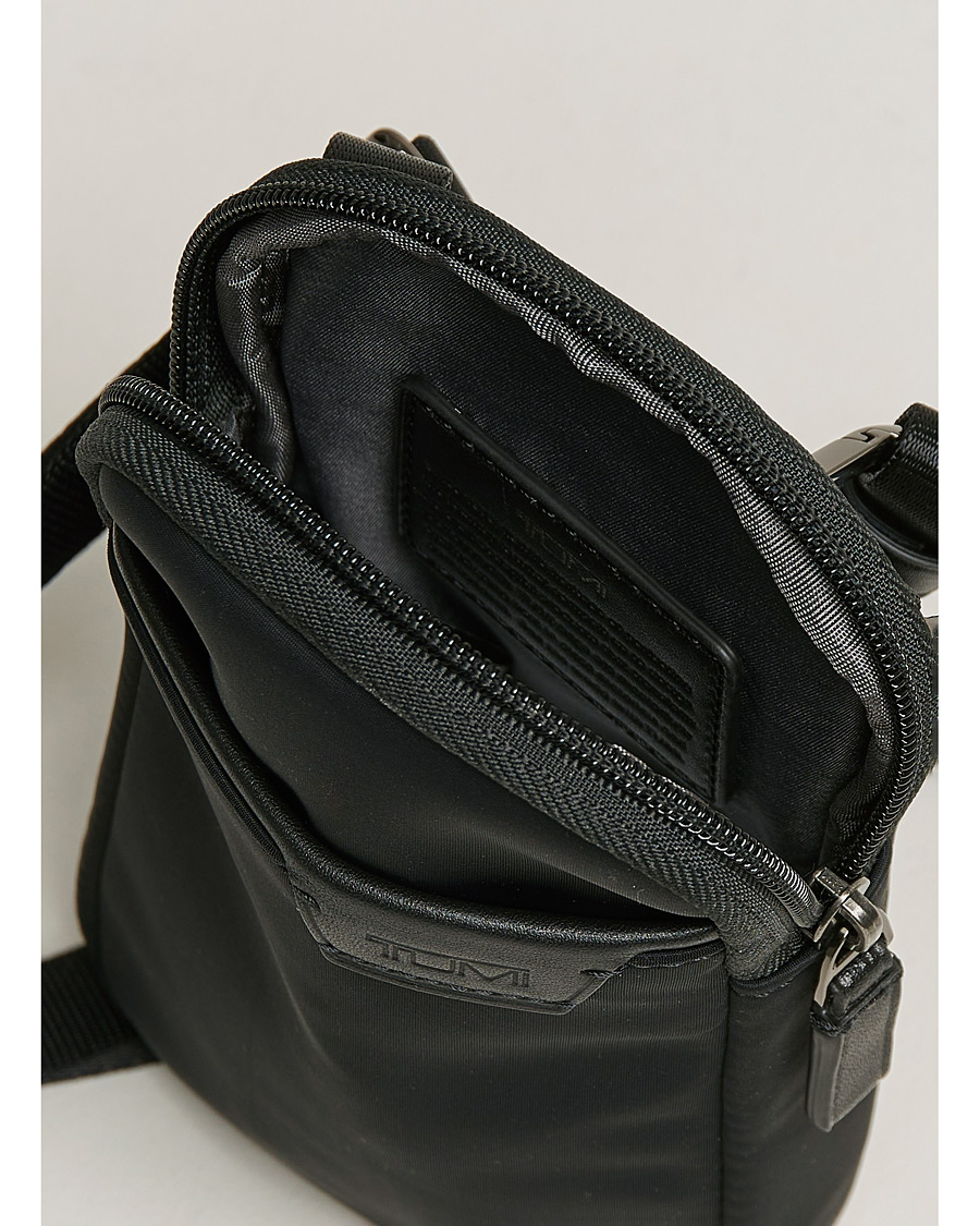 Homme | TUMI Harrison Beech Small Crossbody Pouch Black | TUMI | Harrison Beech Small Crossbody Pouch Black