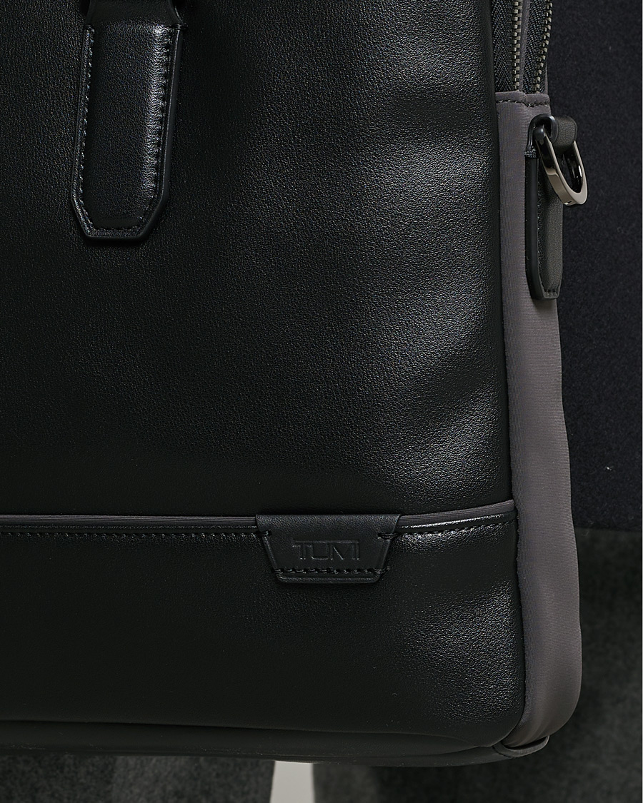 Homme | TUMI Harrison Sycamore Slim Brief Black/Iron | TUMI | Harrison Sycamore Slim Brief Black/Iron