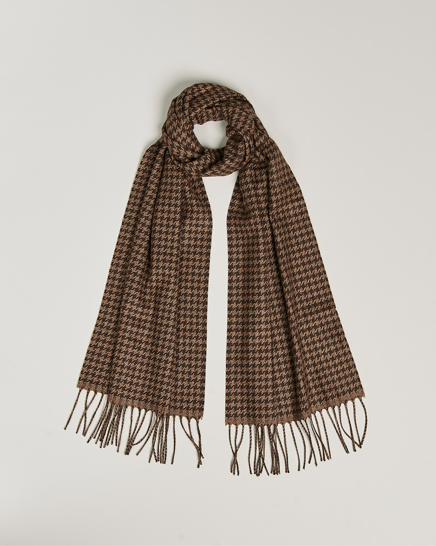 Homme | Piacenza Cashmere Cashmere/Silk Houndstooth Scarf Dark Brown | Piacenza Cashmere | Cashmere/Silk Houndstooth Scarf Dark Brown