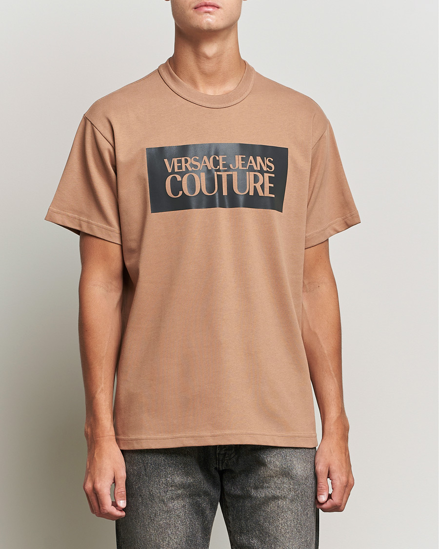 Homme | T-shirts | Versace Jeans Couture | Reflective Logo T-Shirt Sand