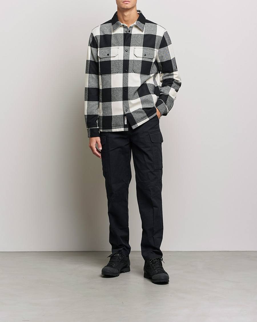Homme | Chemises | Woolrich | Alaskan Wool Padded Overshirt White Buffalo