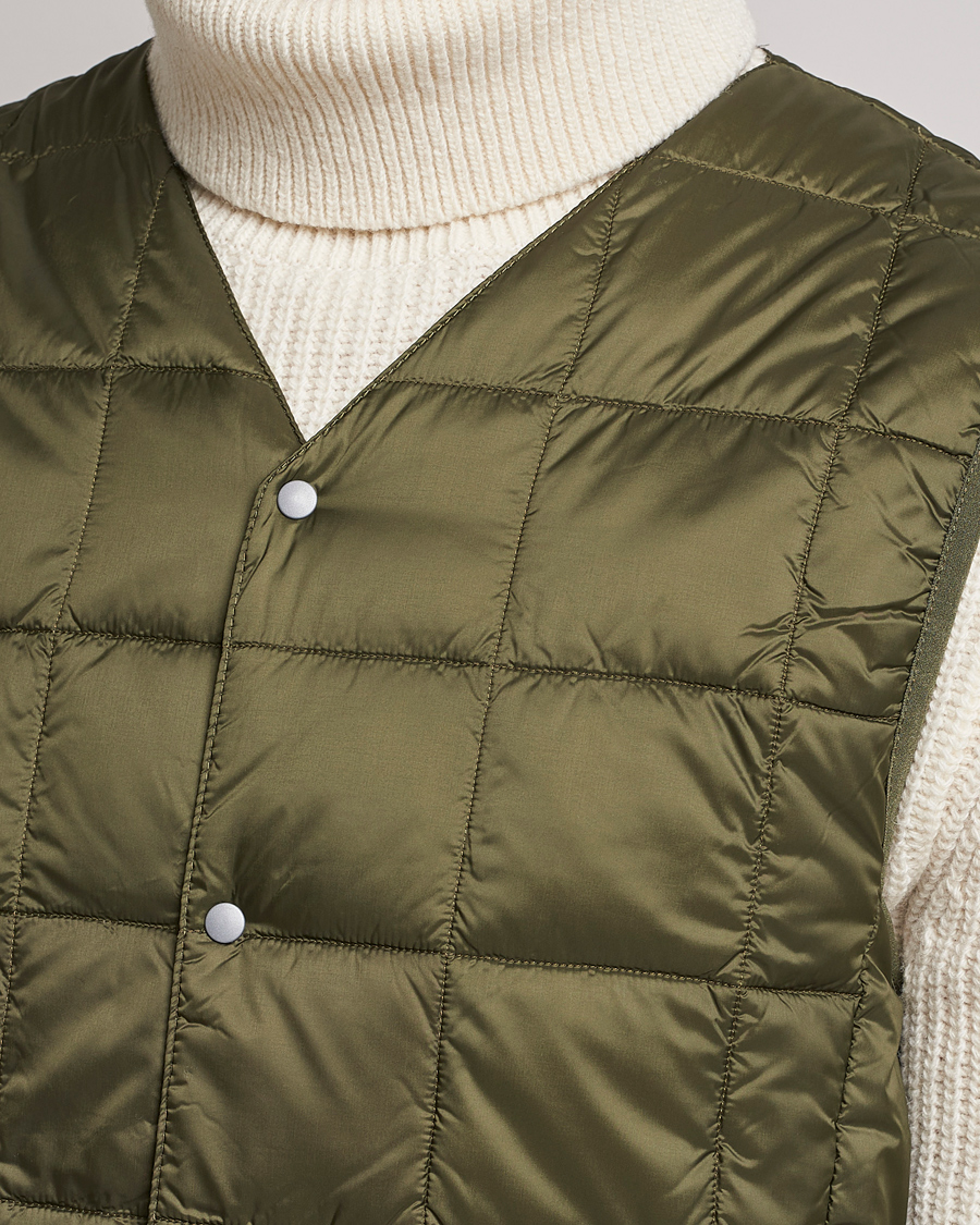 Homme | Manteaux Et Vestes | TAION | V-Neck Lightweight Down Vest Dark Olive