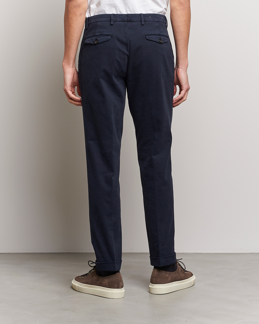 Homme | Pantalons | Briglia 1949 | Easy Fit Pleated Cotton Stretch Chino Navy