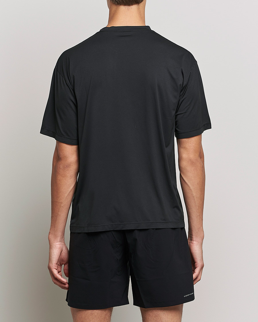 Homme | T-shirts | Satisfy | AuraLite T-Shirt Black