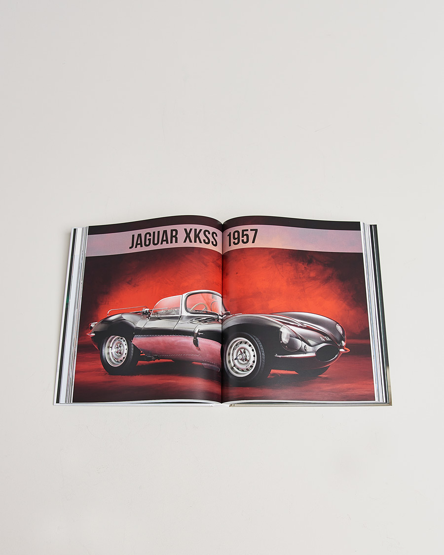 Homme | New Mags The Jaguar Book | New Mags | The Jaguar Book