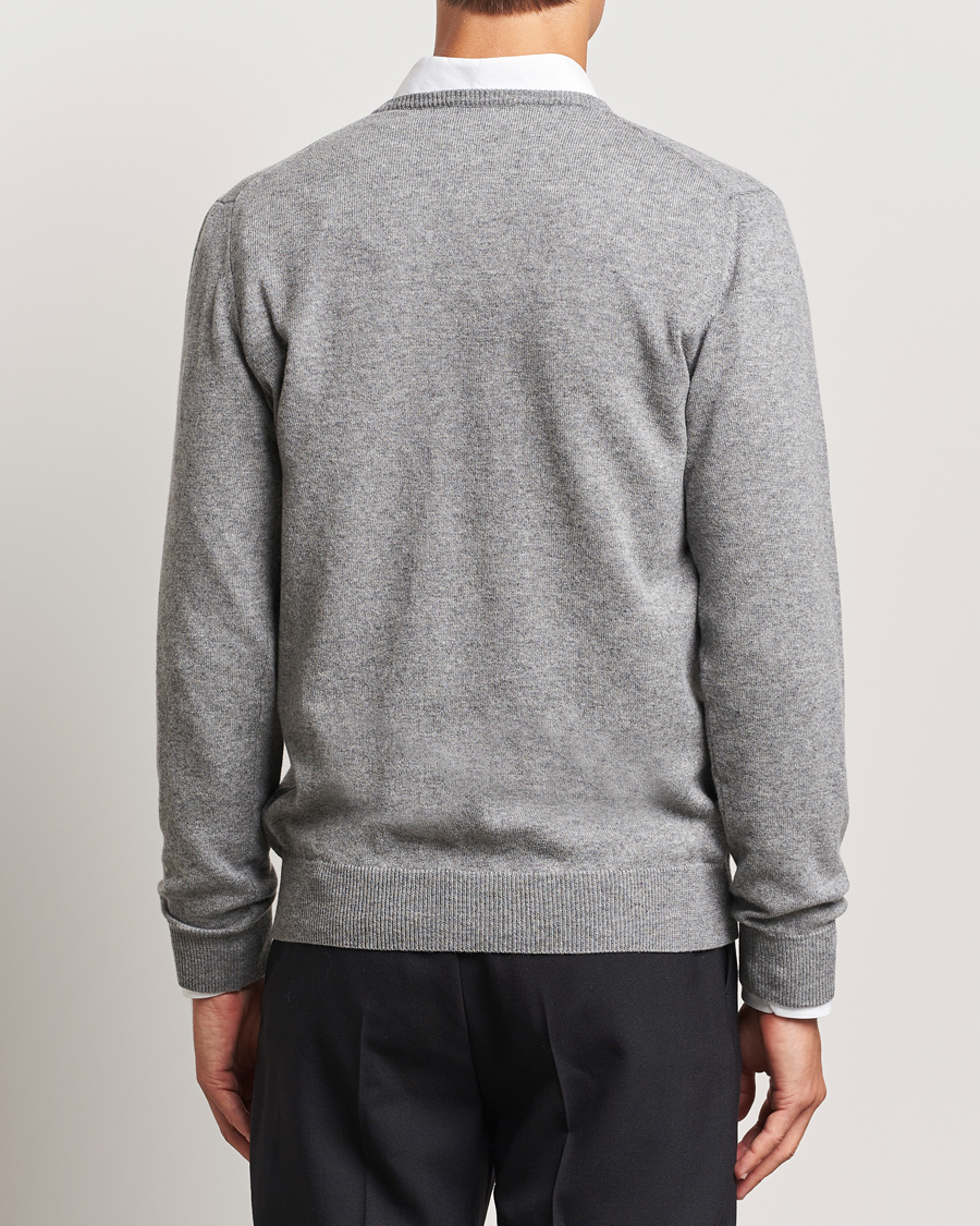 Homme | Pulls Et Tricots | Piacenza Cashmere | Cashmere V Neck Sweater Light Grey