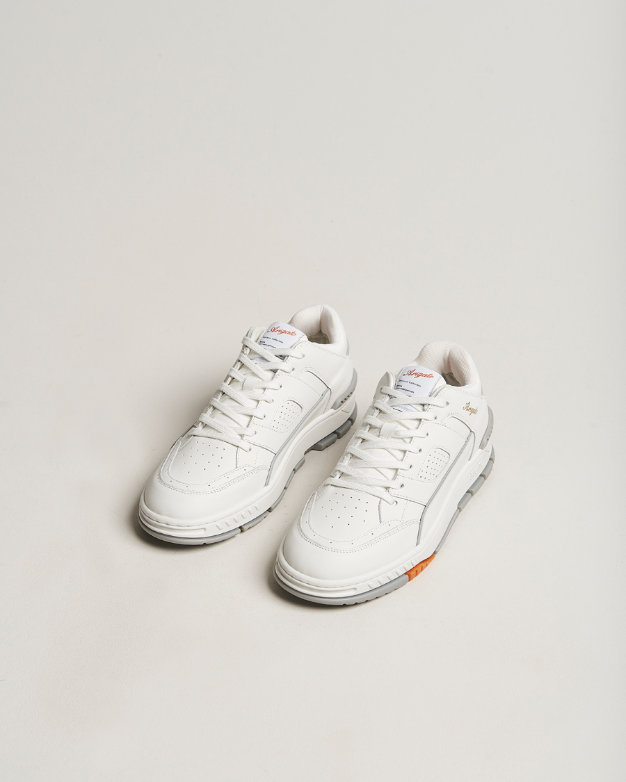Homme | Axel Arigato Area Lo Sneaker White/Grey | Axel Arigato | Area Lo Sneaker White/Grey
